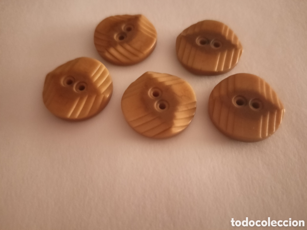 Vintage: 5 botones rallado marron - Foto 2