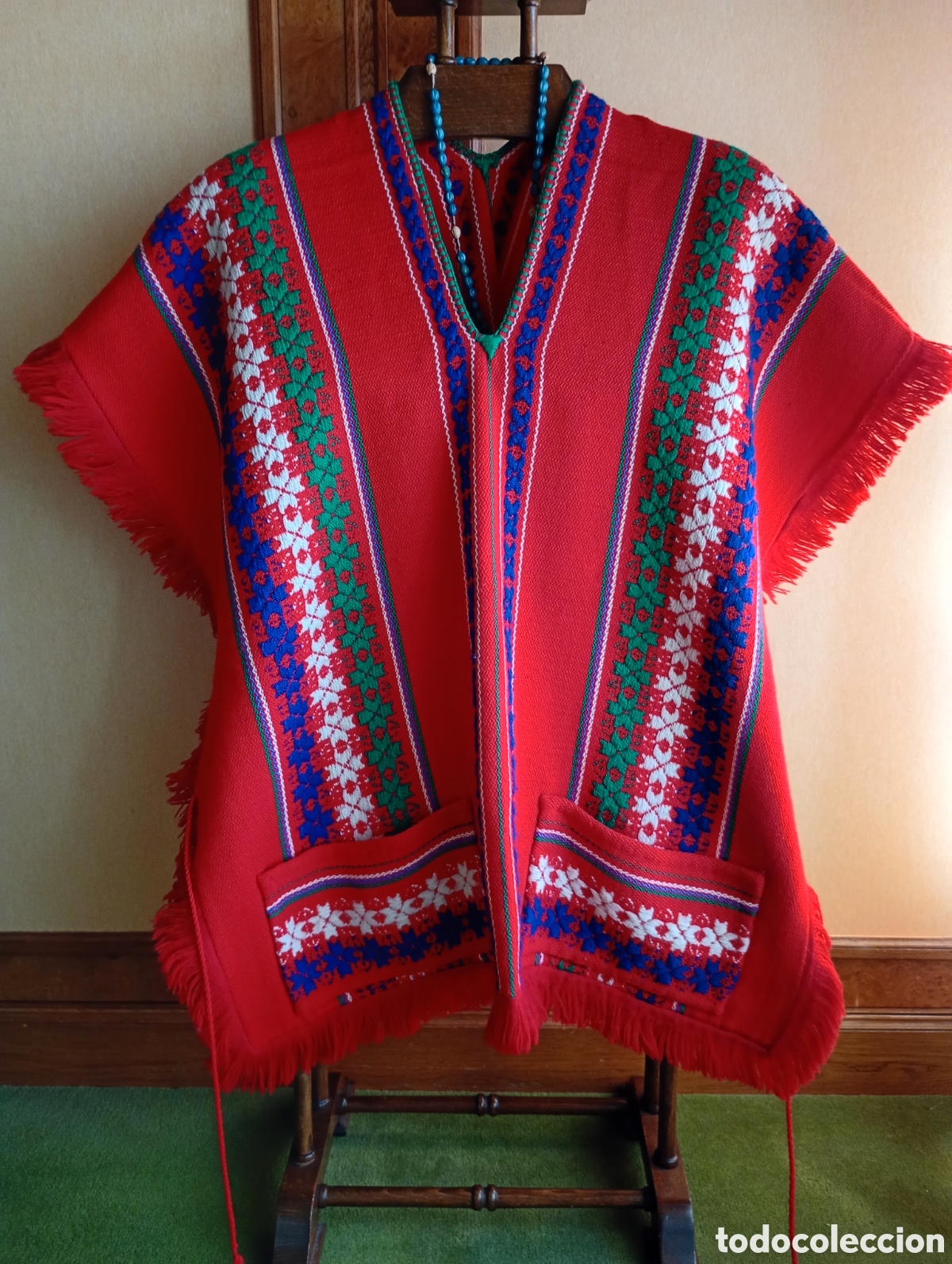 Vintage: Poncho artesanal CUCA pura lana virgen de obeja