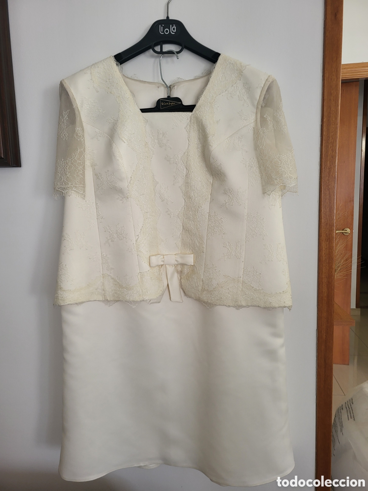 Vintage: Elegante traje de novia de corpi&ntilde;o y falda