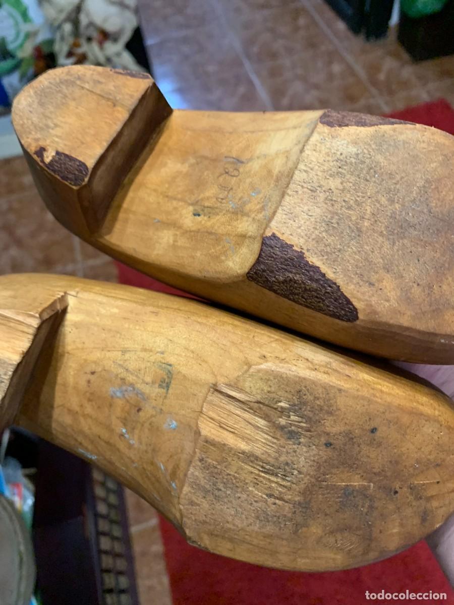 Vintage: albardas o zuecos de madera - Foto 7