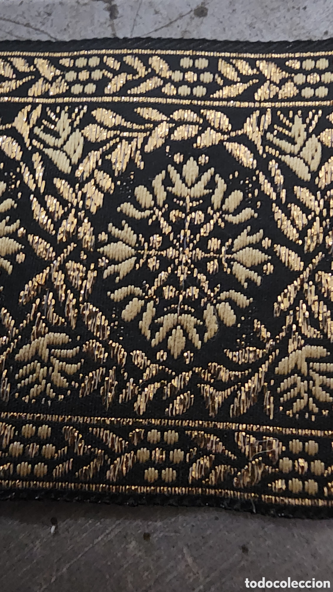 Vintage: Extensor de Cors&eacute;/Corpi&ntilde;o 70cm - Pasamaner&iacute;a Jacquard Oro y Negro - Traje de &Eacute;poca / Regional