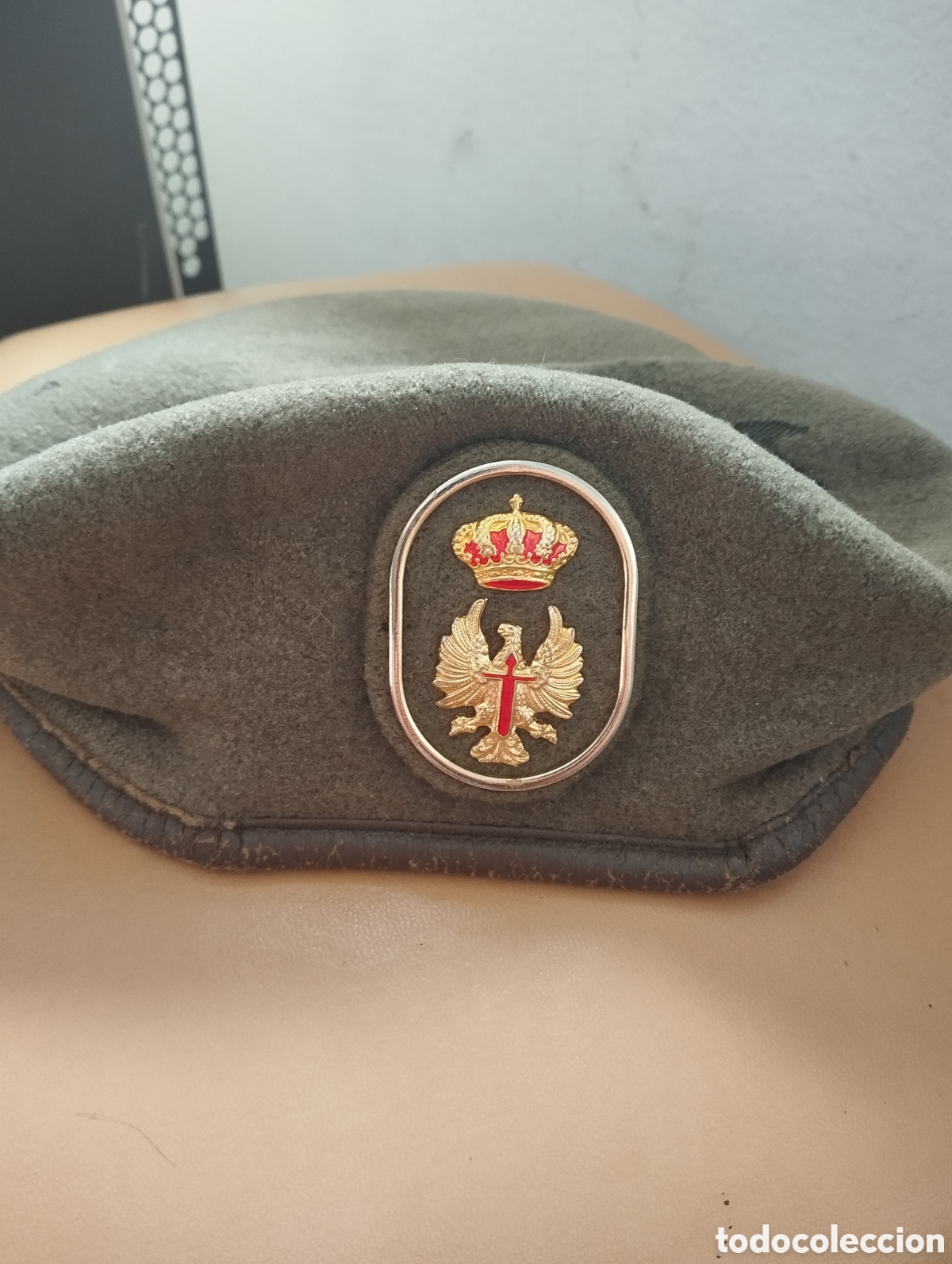 Vintage: Boina militar del ejercito espa&ntilde;ol de tierra a&ntilde;o 1994