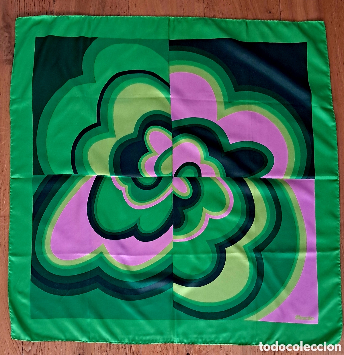 Vintage: Pa&ntilde;uelo Fiorio 100% seda vintage 85x85 cm &ndash; estampado geom&eacute;trico verde y rosa
