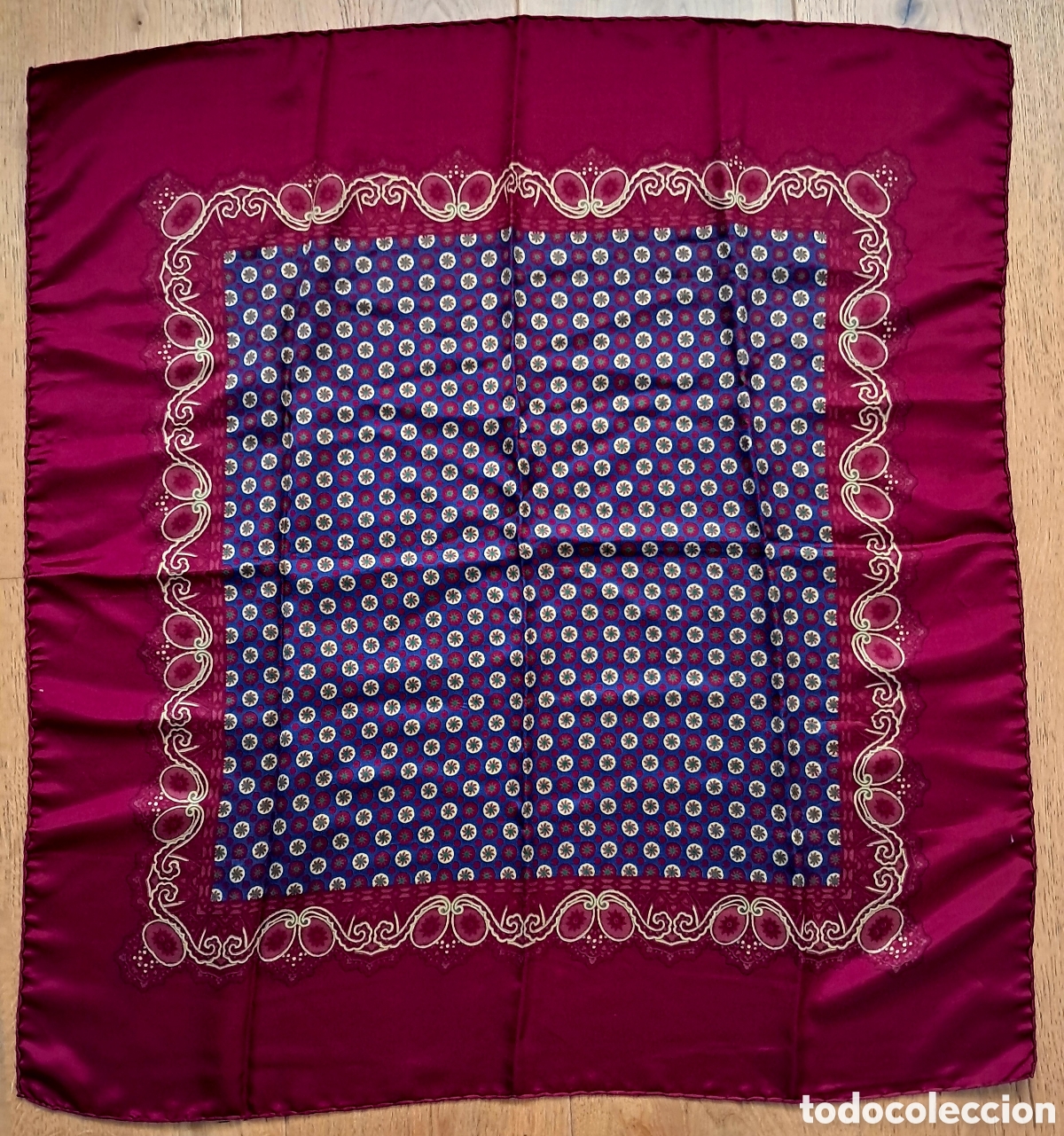 Vintage: Pa&ntilde;uelo vintage de seda natural 77 &times; 77 cm