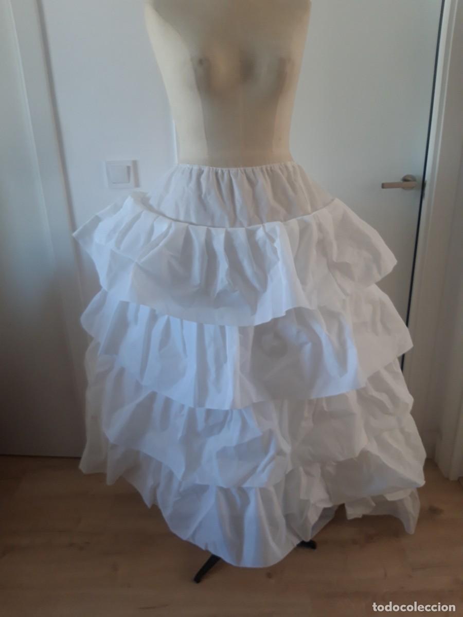 Vintage: Can Can, de vestido de novia, hacia 1970 80.