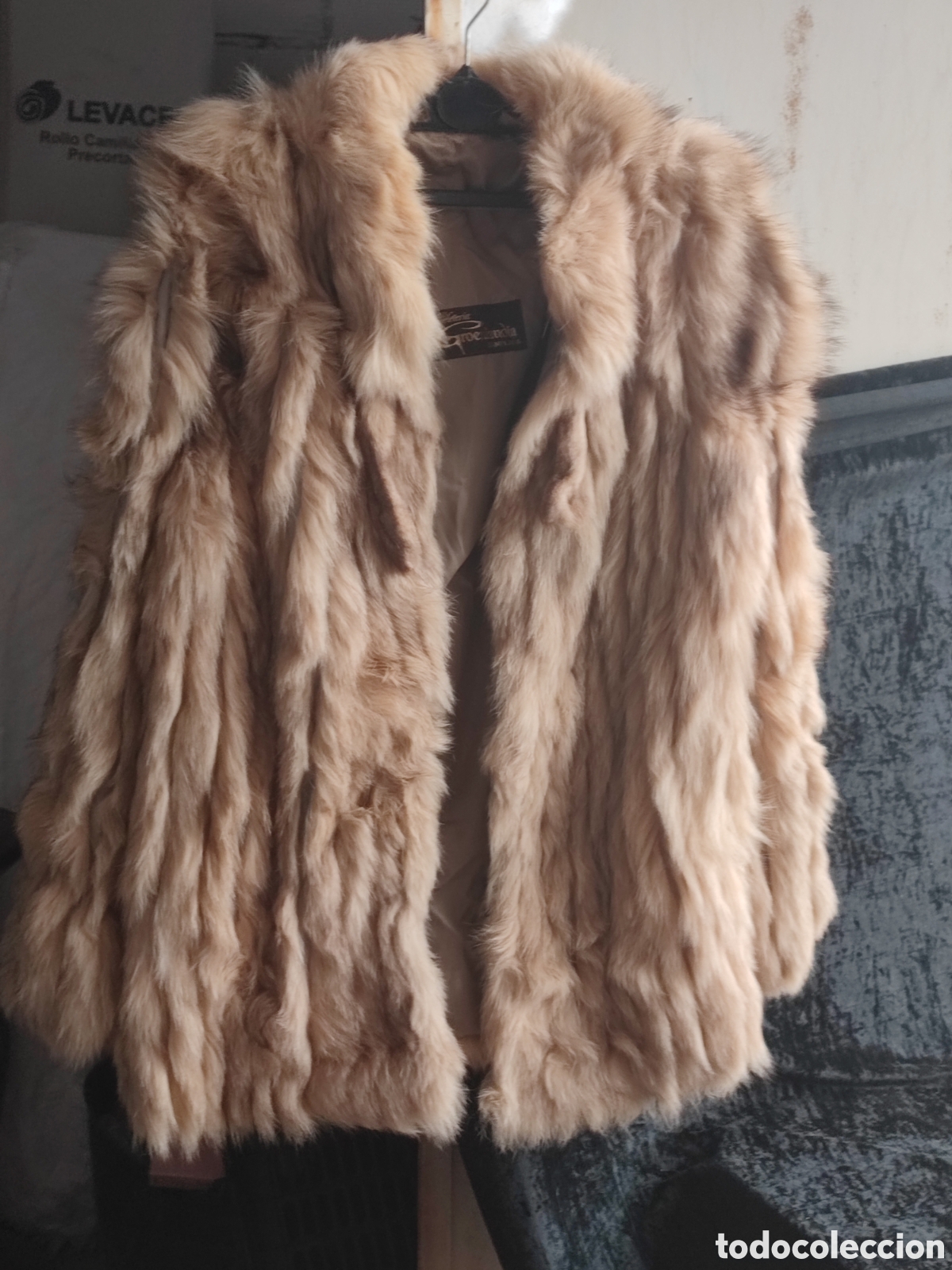 Vintage: Chaquet&oacute;n de piel aut&eacute;ntica peleter&iacute;a Groenlandia Pamplona