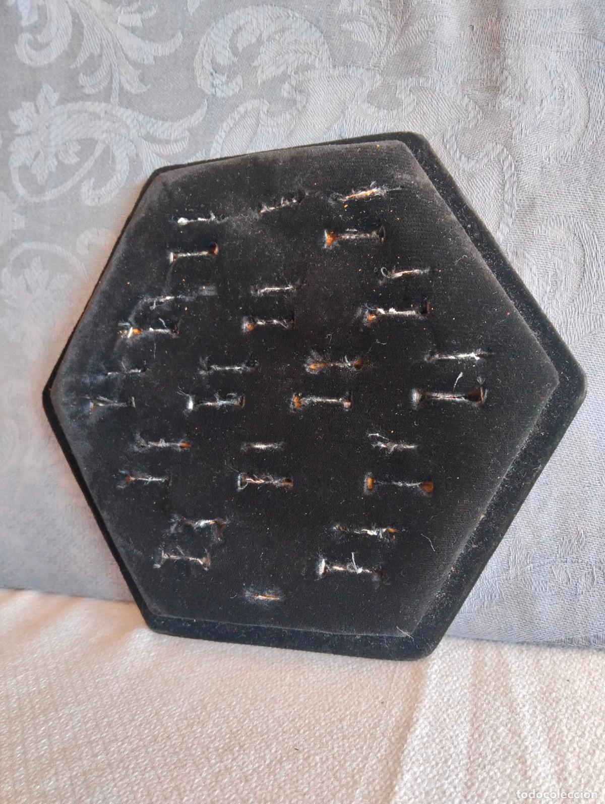 Vintage: Soporte hexagonal vintage de bisuter&iacute;a anillos color negro
