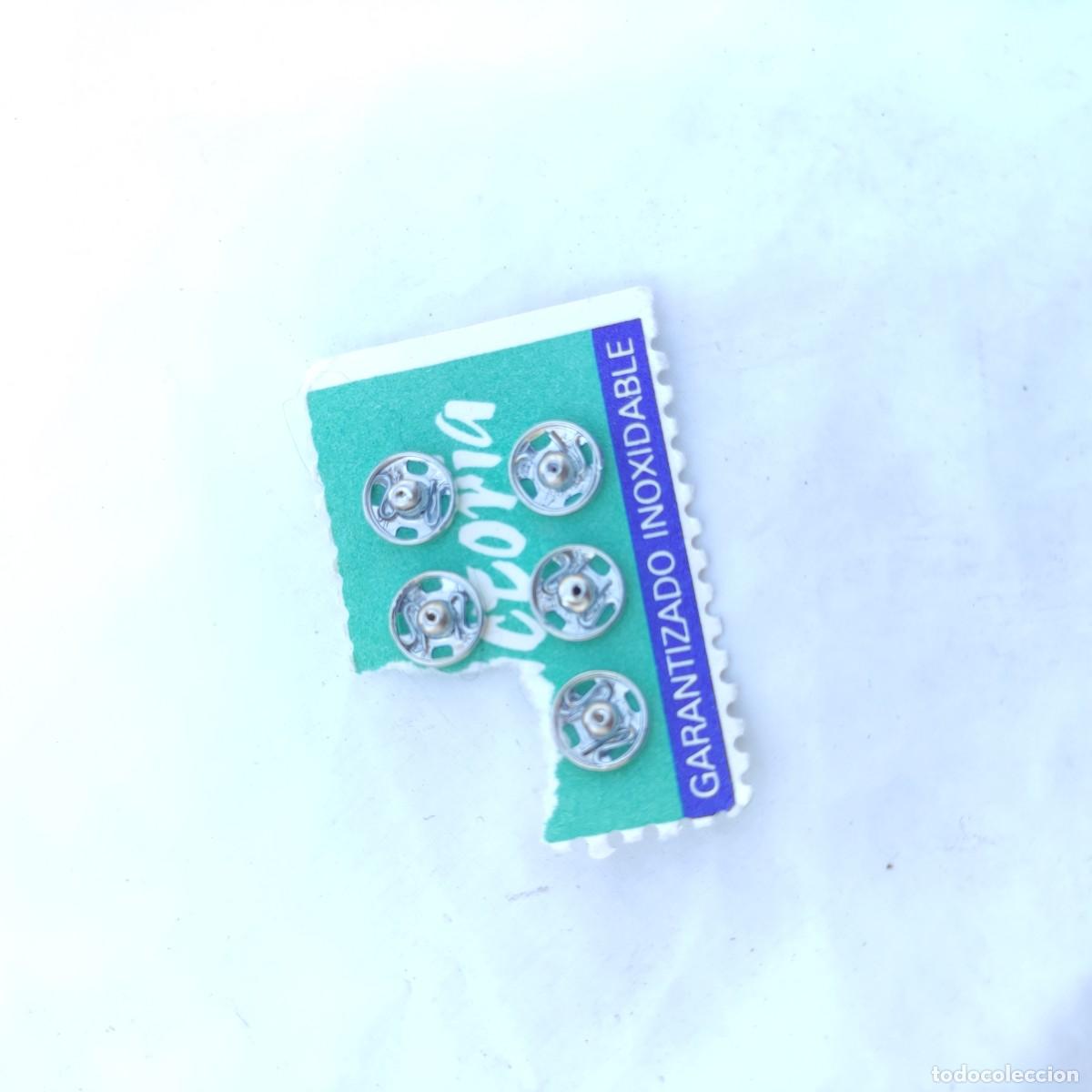 Vintage: BLISTER CORCHETES - VICTORIA - 3 x 4,5 cm