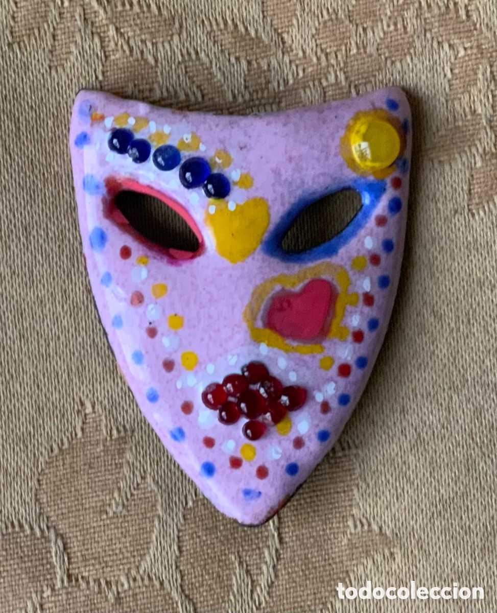 Vintage: BROCHE M&Aacute;SCARA ESMALTADA AL FUEGO