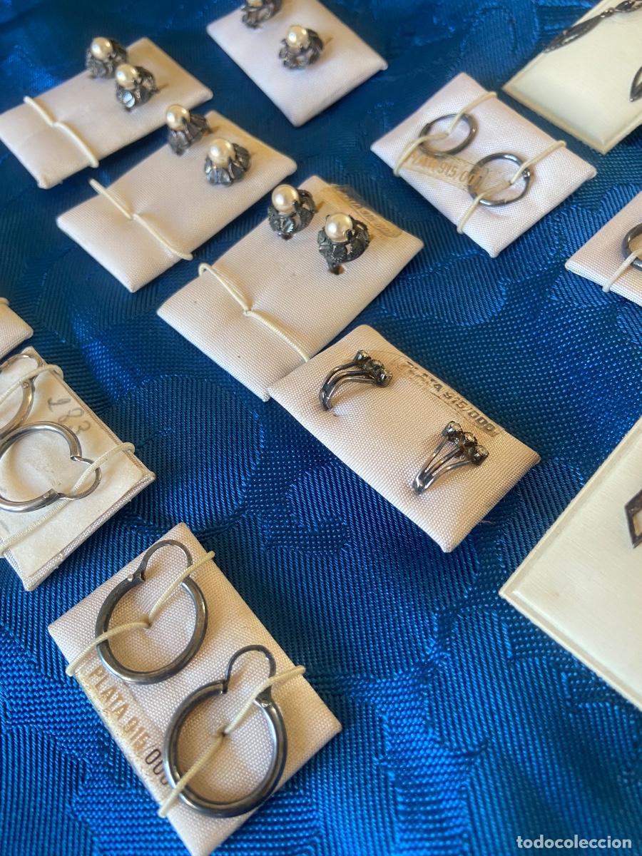 Vintage: 12 PEQUE&Ntilde;OS PARES DE PENDIENTES DE PLATA. - Foto 1