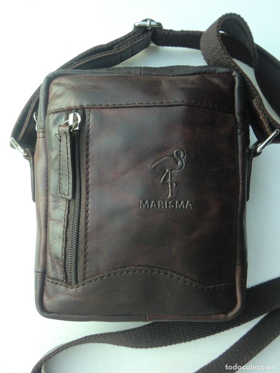 Vintage: Bolso caballero de piel MARISMA J. PONCE. Medidas: 16 x 19 x 5 cm. Nuevo