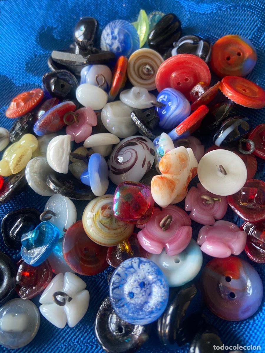 Vintage: M&Aacute;S DE 70 BOTONES DE CRISTAL ANTIGUOS - Foto 2