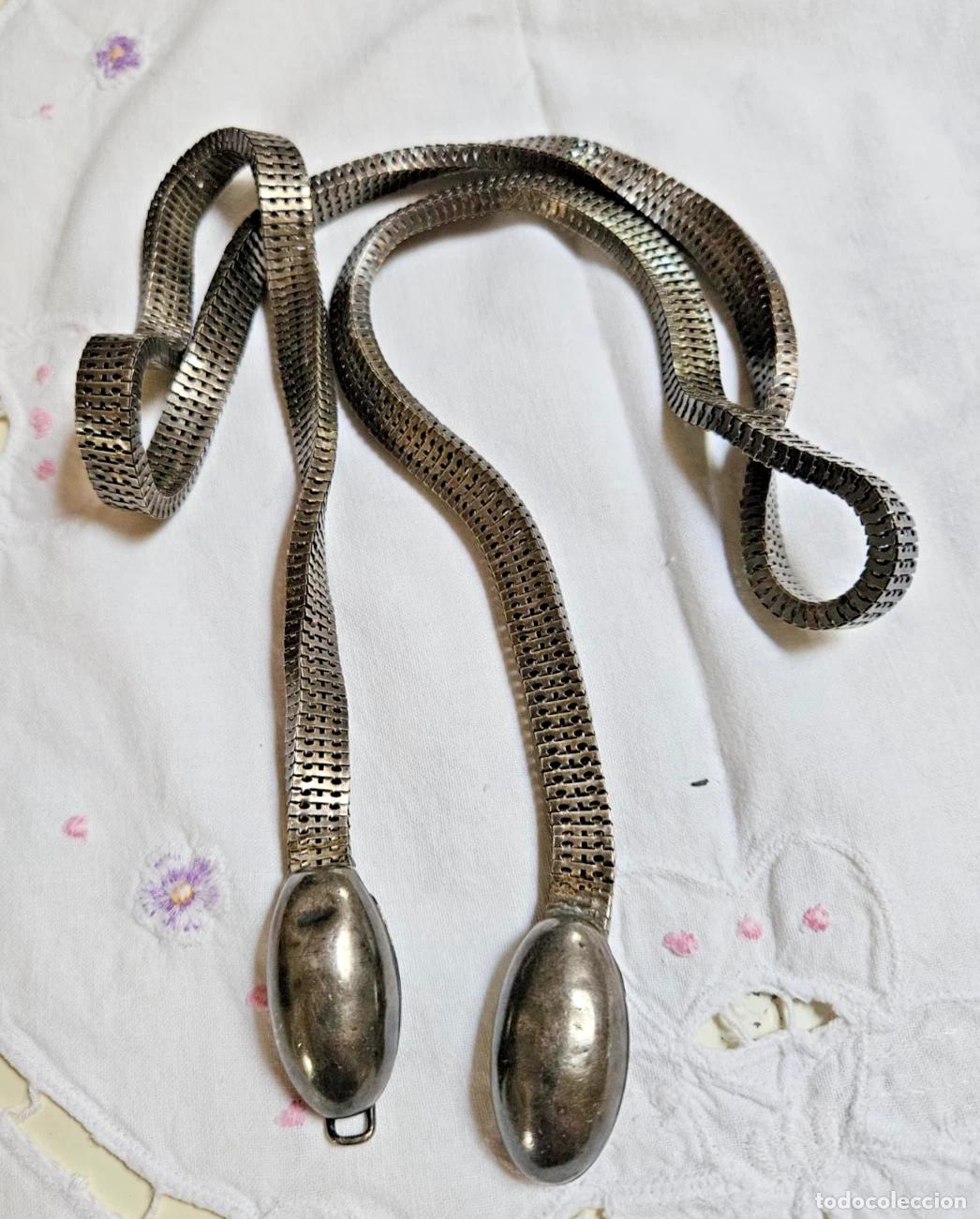 Vintage: VINTAGE CEINTURE EN METAL ARGENTE A IDENTIFIER FERMOIR EN ARGENT L 93 CM