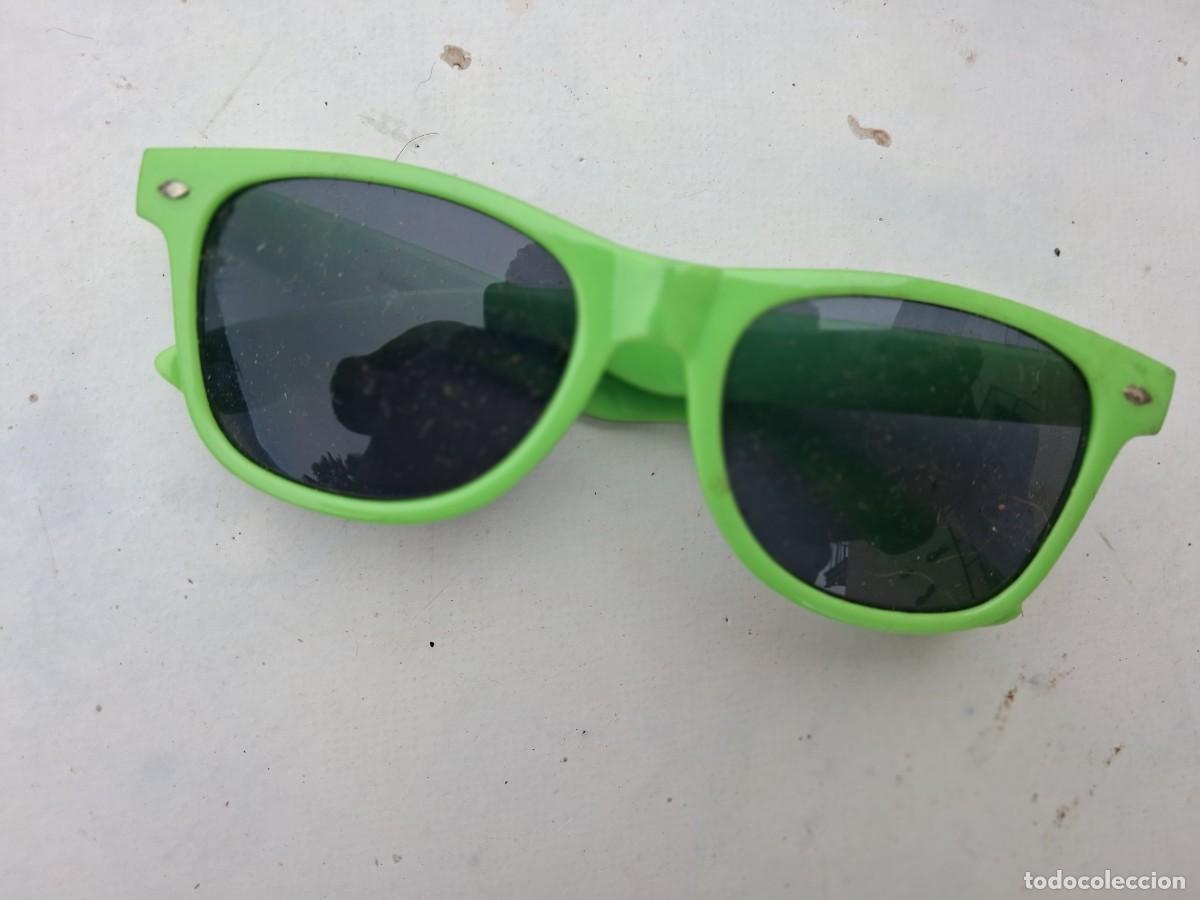 Vintage: Gafas nuevaoleras en verde maldici&oacute;n - Gafas de sol pop naif vintage 90s