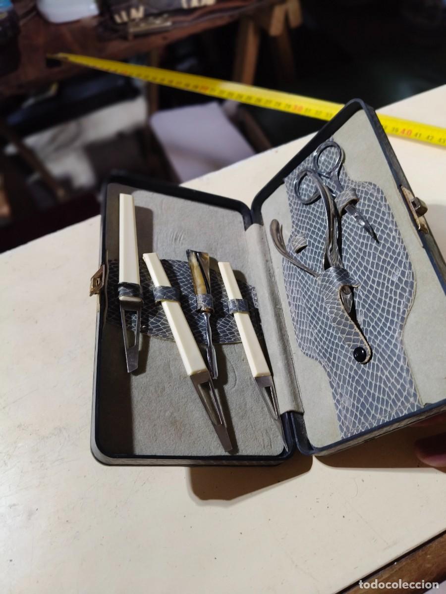 Vintage: Trousse de voyag&eacute; a manucure 1960 - Foto 1