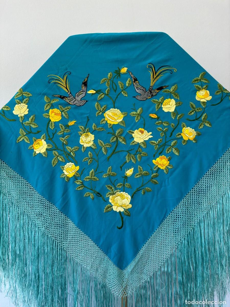 Vintage: Mant&oacute;n merino antiguo bordado - Foto 2