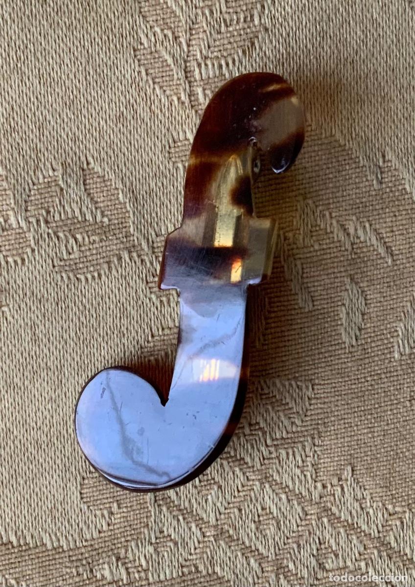 Vintage: BROCHE CAREY NATURAL LETRA J