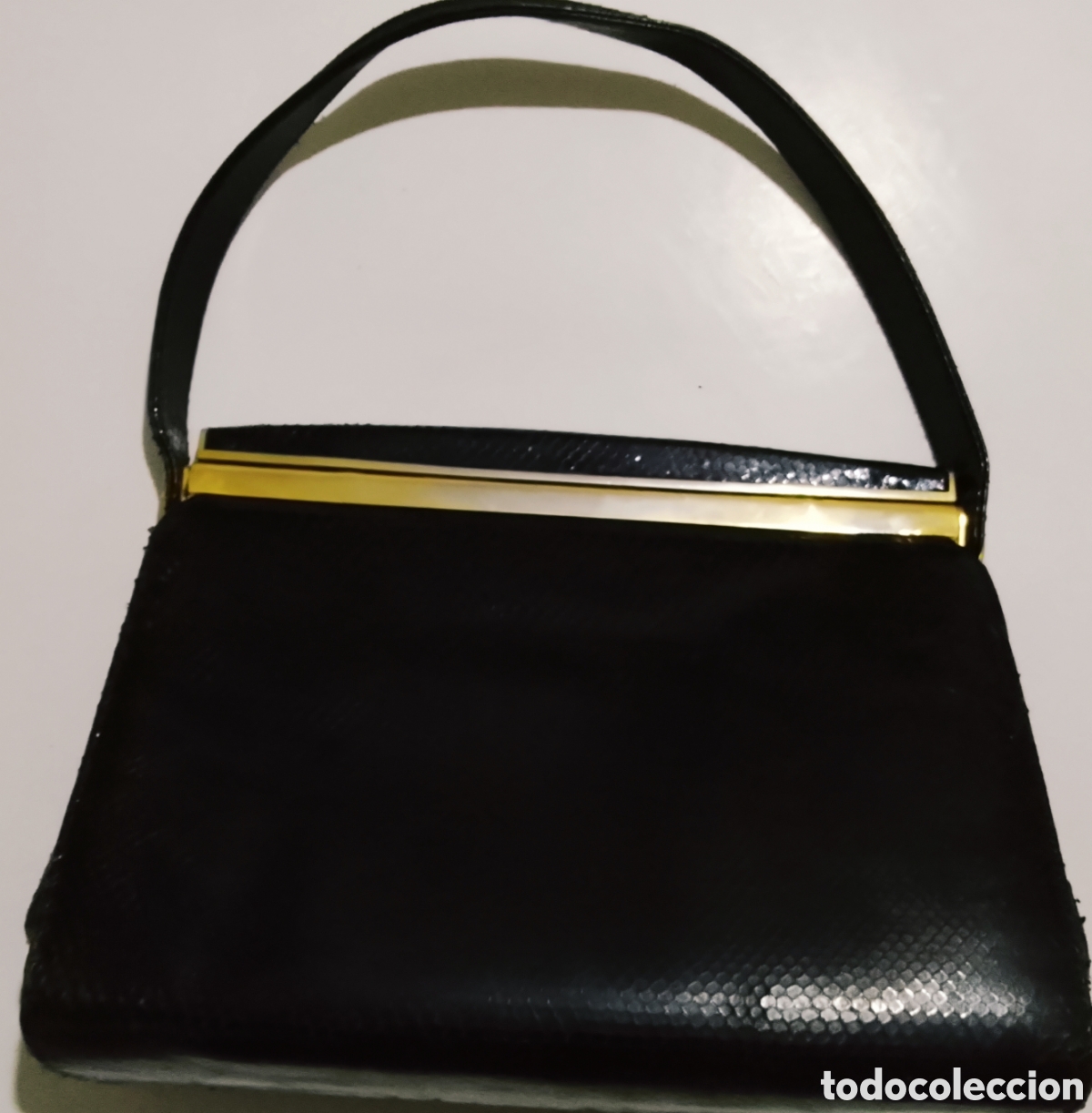 Vintage: Exclusivo Bolso de Mano R&iacute;gido Vintage Piel de Serpiente Negra. Con Monedero y Marcos Alemanes &Eacute;poca
