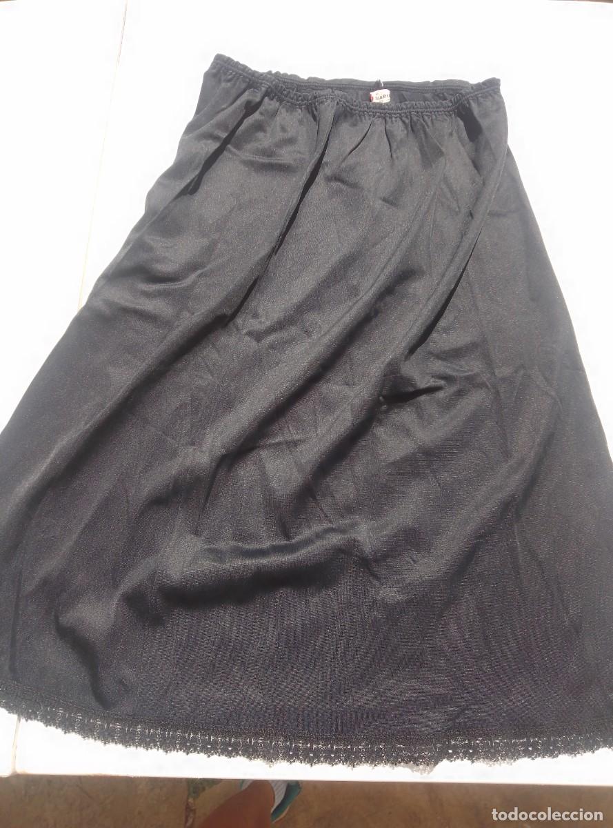 Vintage: Antiguas enaguas o combinaci&oacute;n para falda, negra. Puntilla. Marie Claire. Talla 3/L