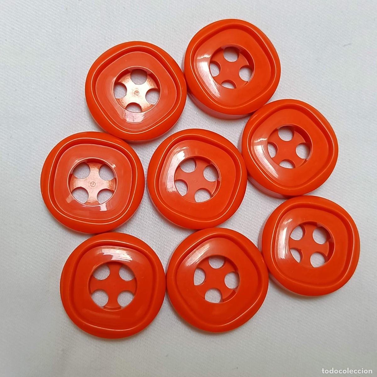 Vintage: 8 botones cuadrados, resina brillante, color naranja, cuatro agujeros. 2,7 cm.