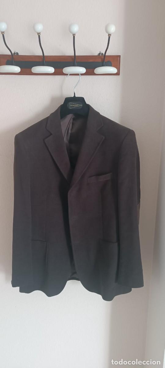 Vintage: Americana de abrigo &rdquo;Lloyds&rdquo; (El Corte Ingl&eacute;s), marr&oacute;n con coderas. Talla 4 (L). Impecable. - Foto 2