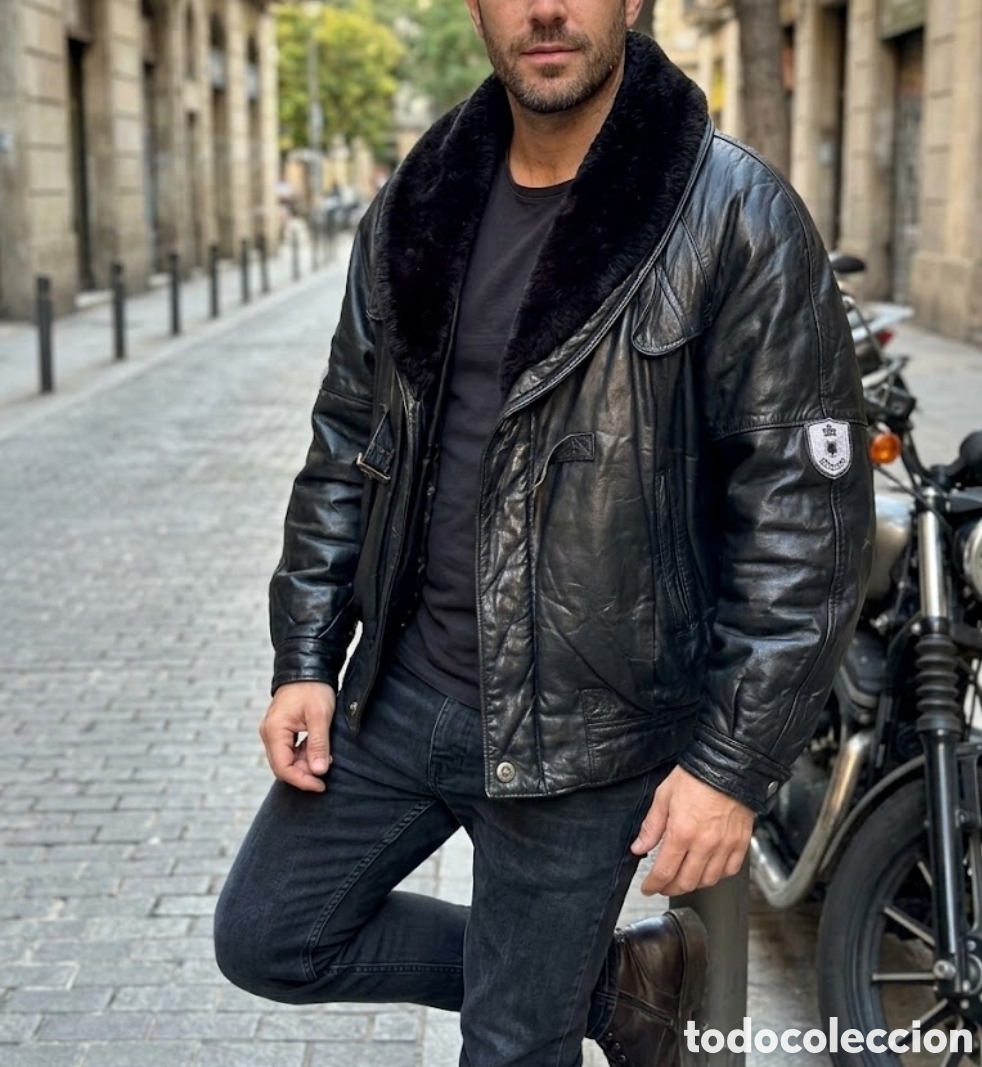 Vintage: Carlos Ponce Barcelona &ndash; Piel y Cuello Aut&eacute;ntico (Impecable)
