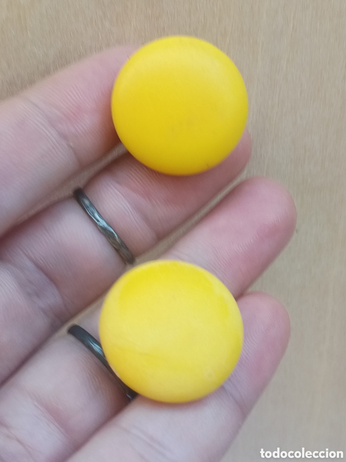 Vintage: Pendientes vintage redondos amarillos de clip