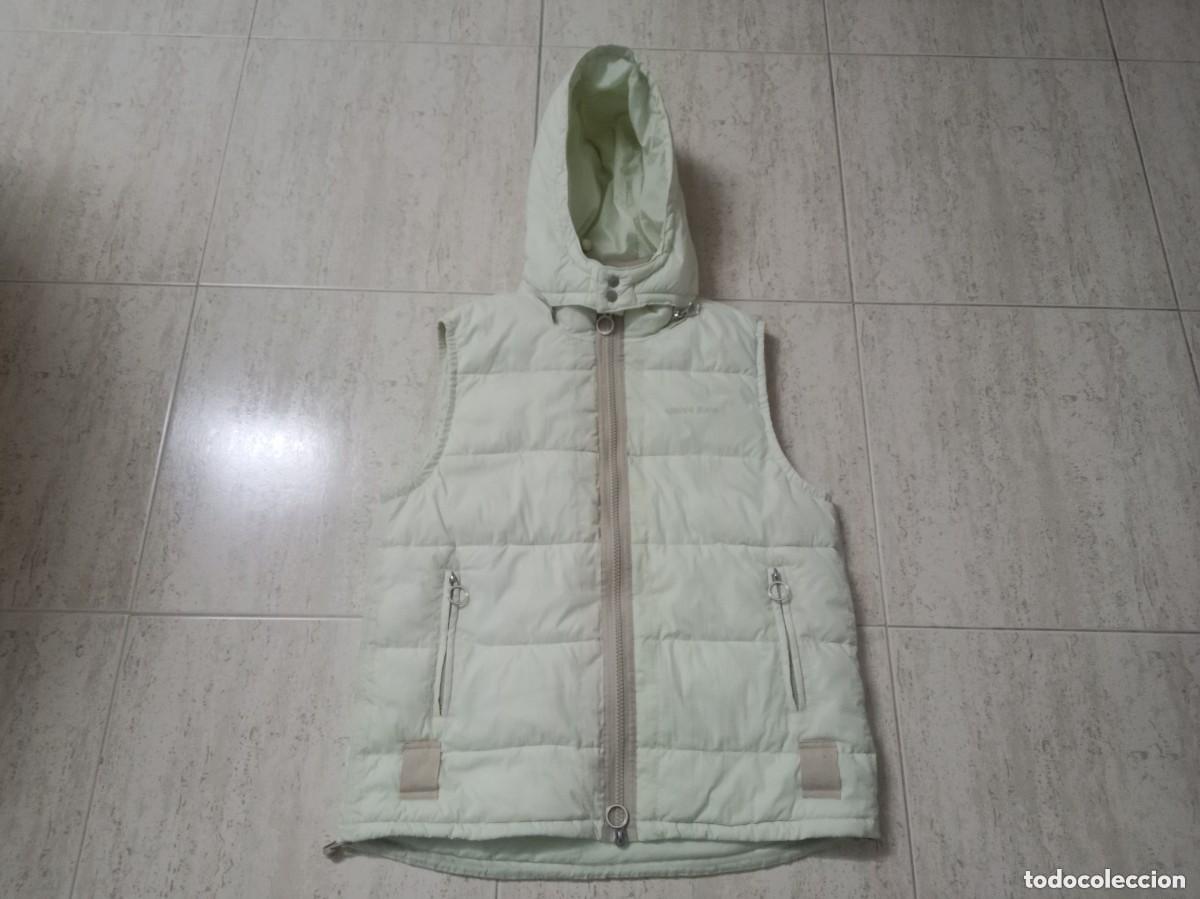Vintage: CHALECO ACOLCHADO CON CAPUCHA ARMANI JEANS. TALLA XL
