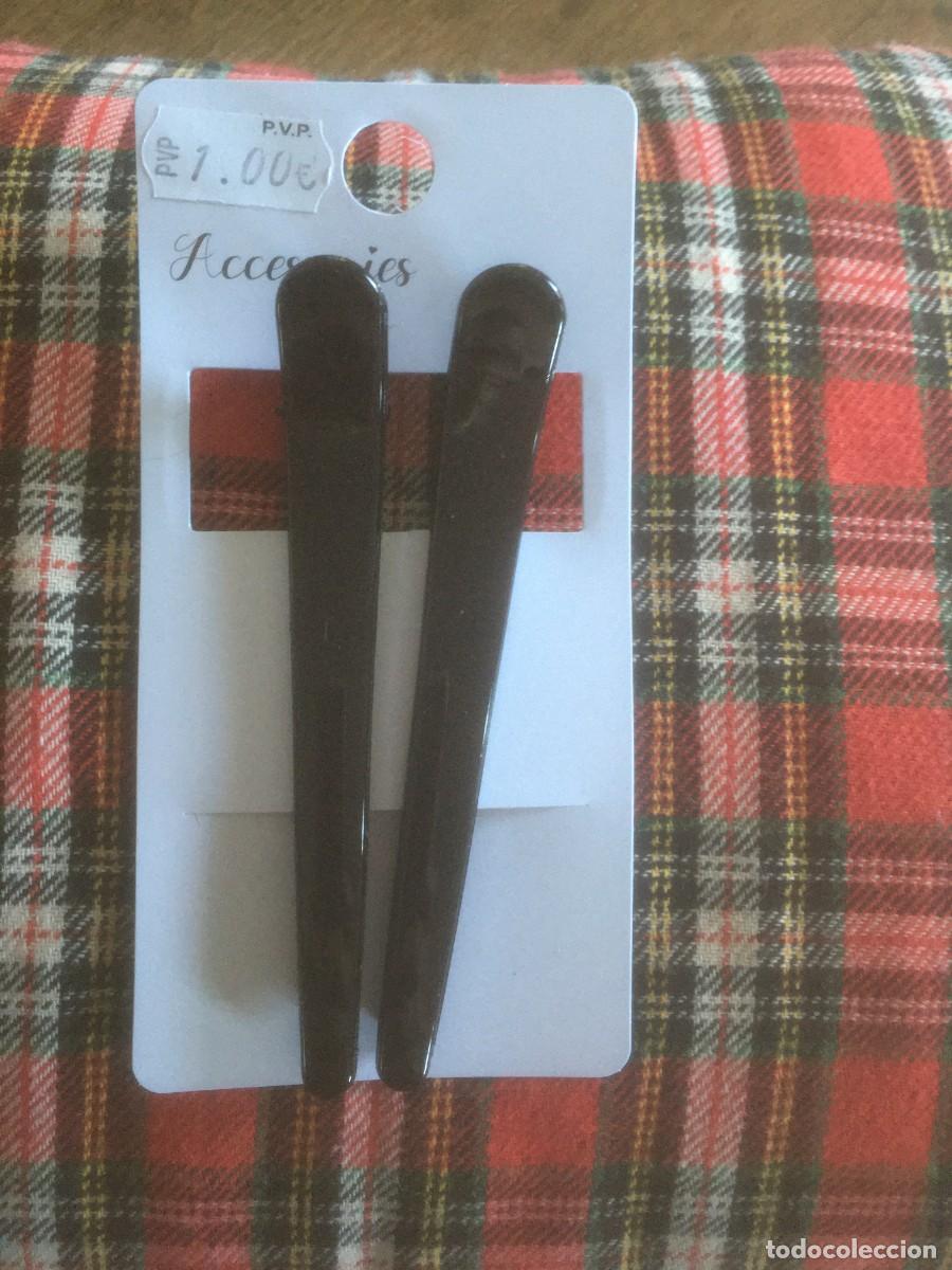 Vintage: PINZAS PARA. EL. PELO -9 cms -Pl&aacute;stico negro - Foto 1