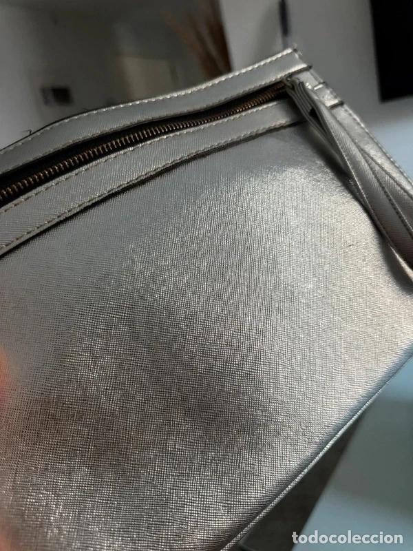 Vintage: BOLSO DE MANO COLOR PLATA - Foto 1