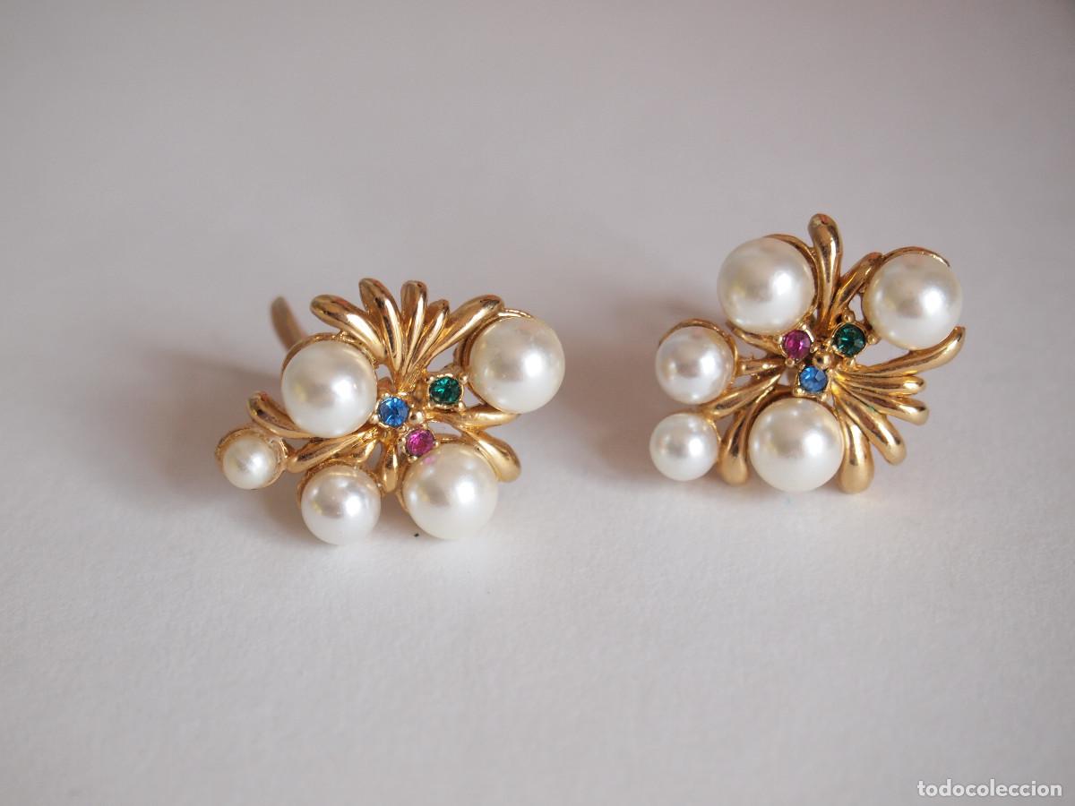 Vintage: Pendientes vintage dorados y perlas. A&ntilde;os 80