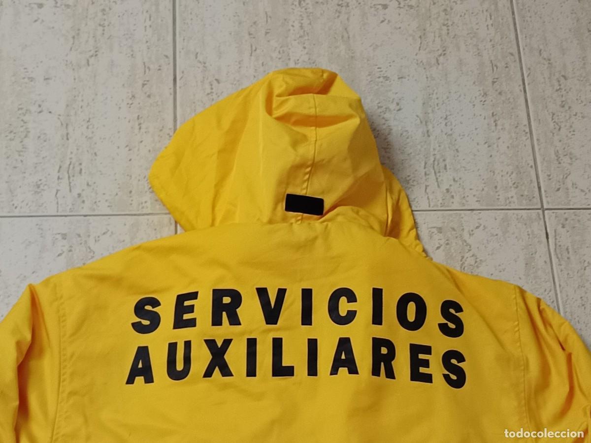 Vintage: CHAQUET&Oacute;N CON CHALECO EXTRA&Iacute;BLE SERVICIOS AUXILIARES TALLA S