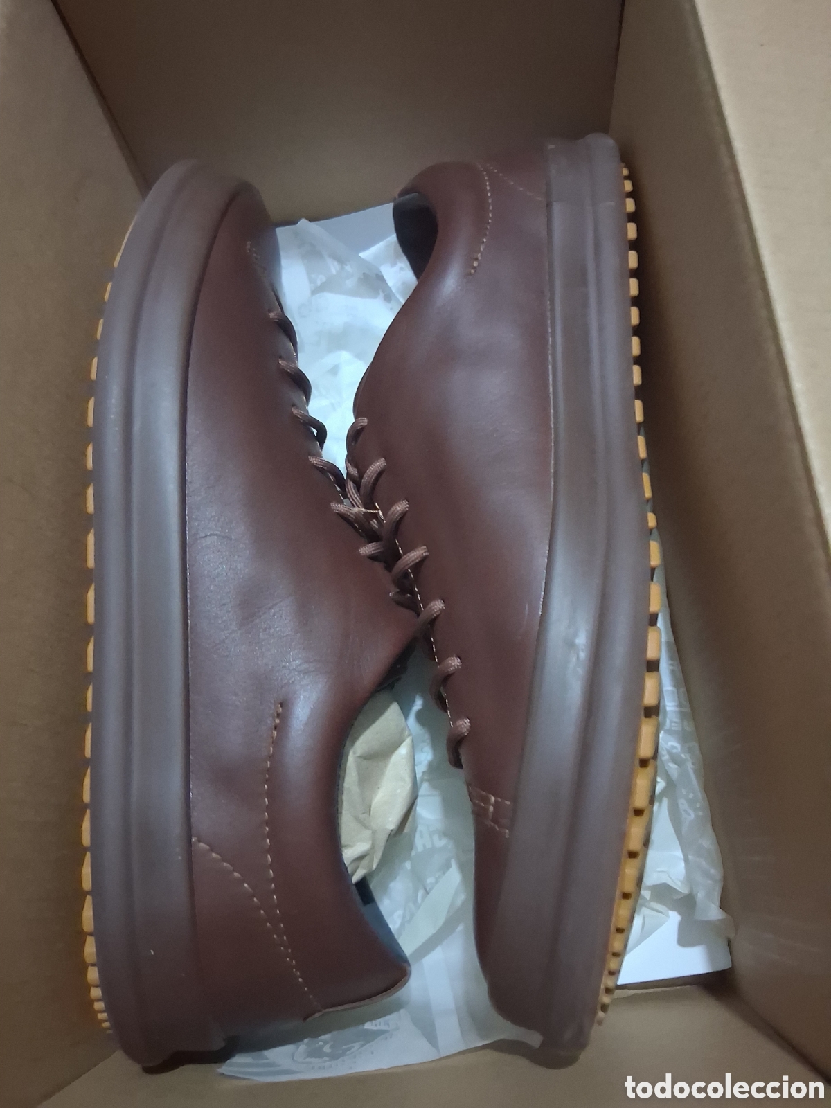 Vintage: Zapatos de Piel Marca Camper - Color Marr&oacute;n - Talla 40 - Nuevos en Caja Original