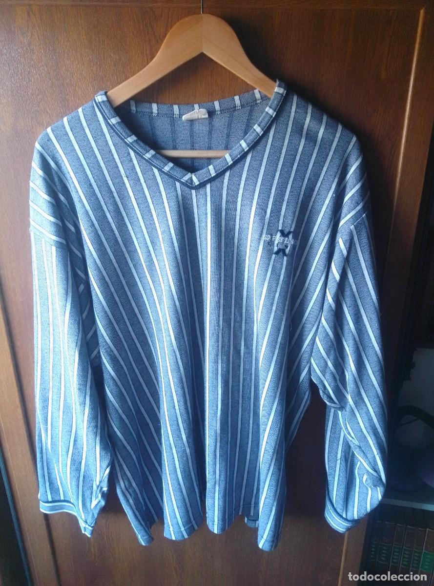 Vintage: Camiseta de pijama vintage. Rayas. Cuello pico. Ametller. Talla L