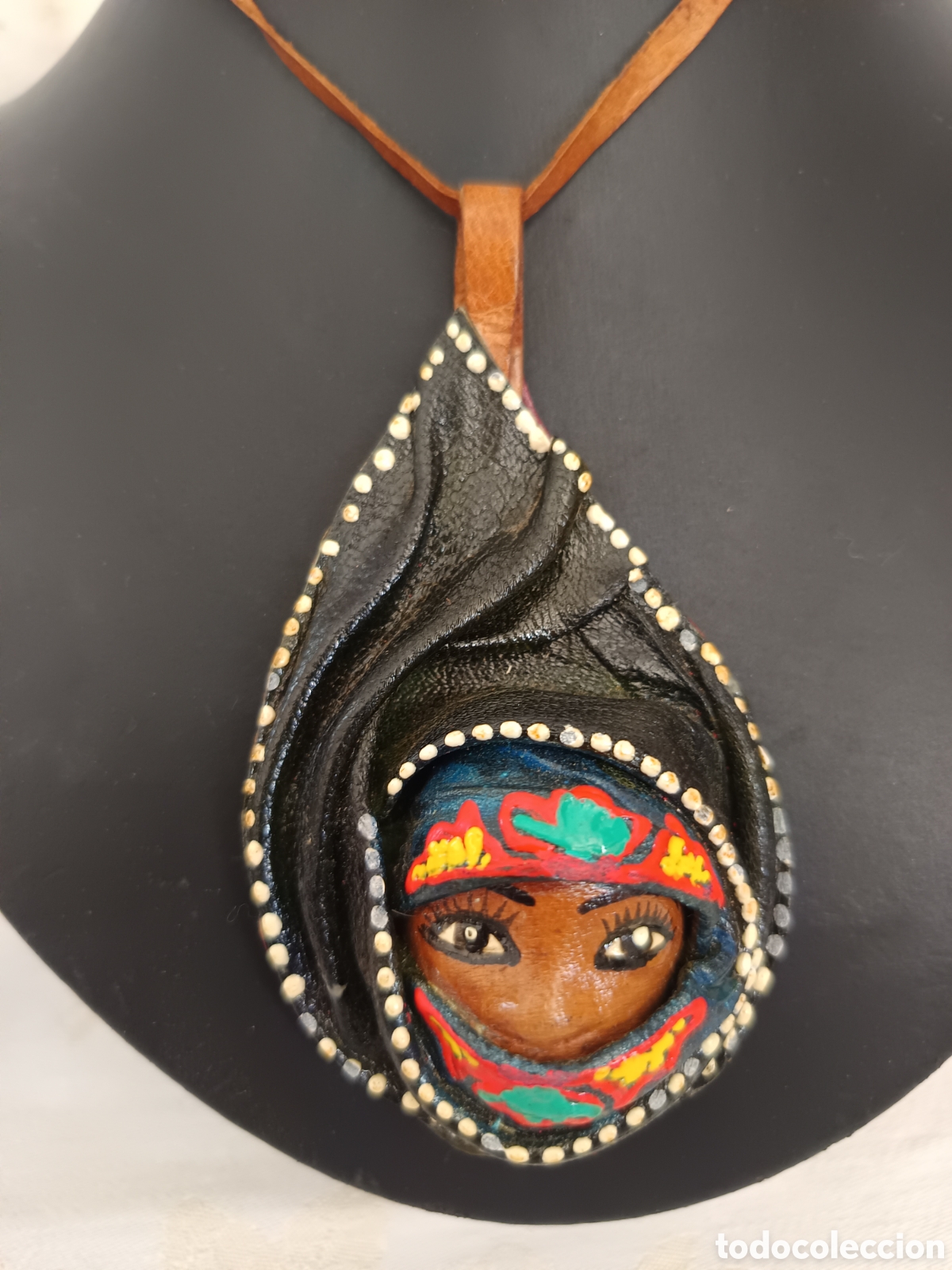 Vintage: Collar de piel de T&uacute;nez rostro de mujer mascara - Foto 5