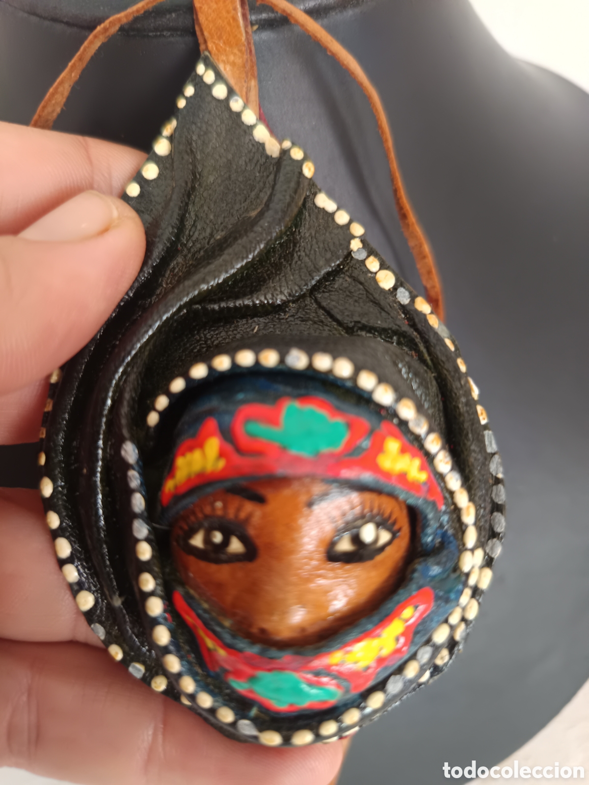 Vintage: Collar de piel de T&uacute;nez rostro de mujer