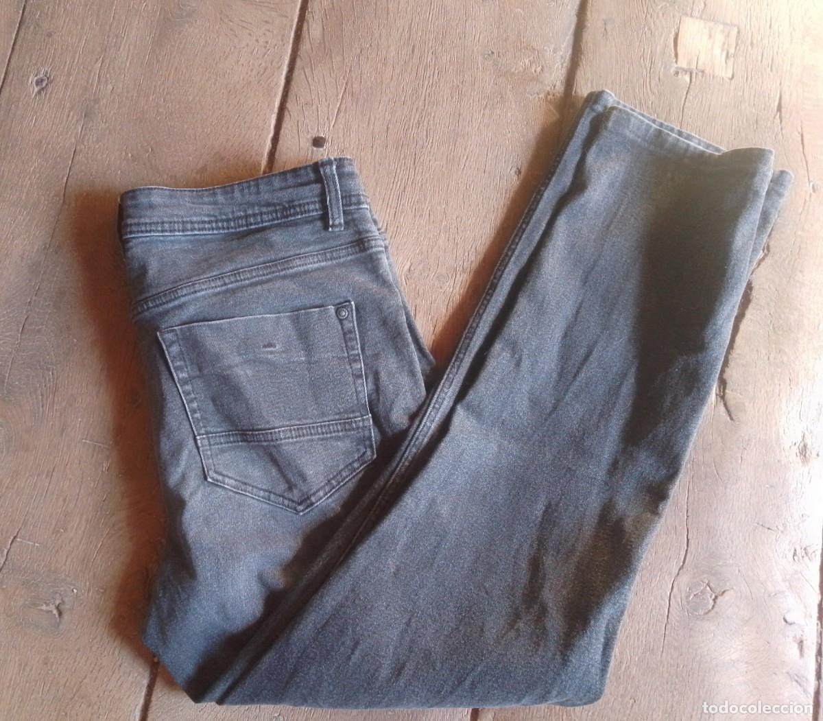 Vintage: Pantalones vaqueros vintage grises. Straight fit. Livergy. Talla 50, 34/32