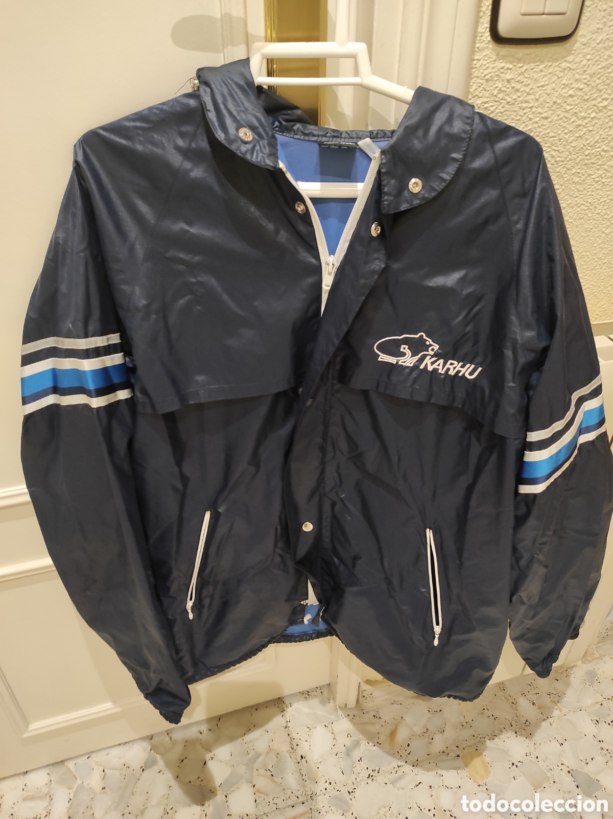 Vintage: Chubasquero Cortavientos Vintage Karhu-Titan A&ntilde;os 80 / 90 - Color Azul Marino Talla S