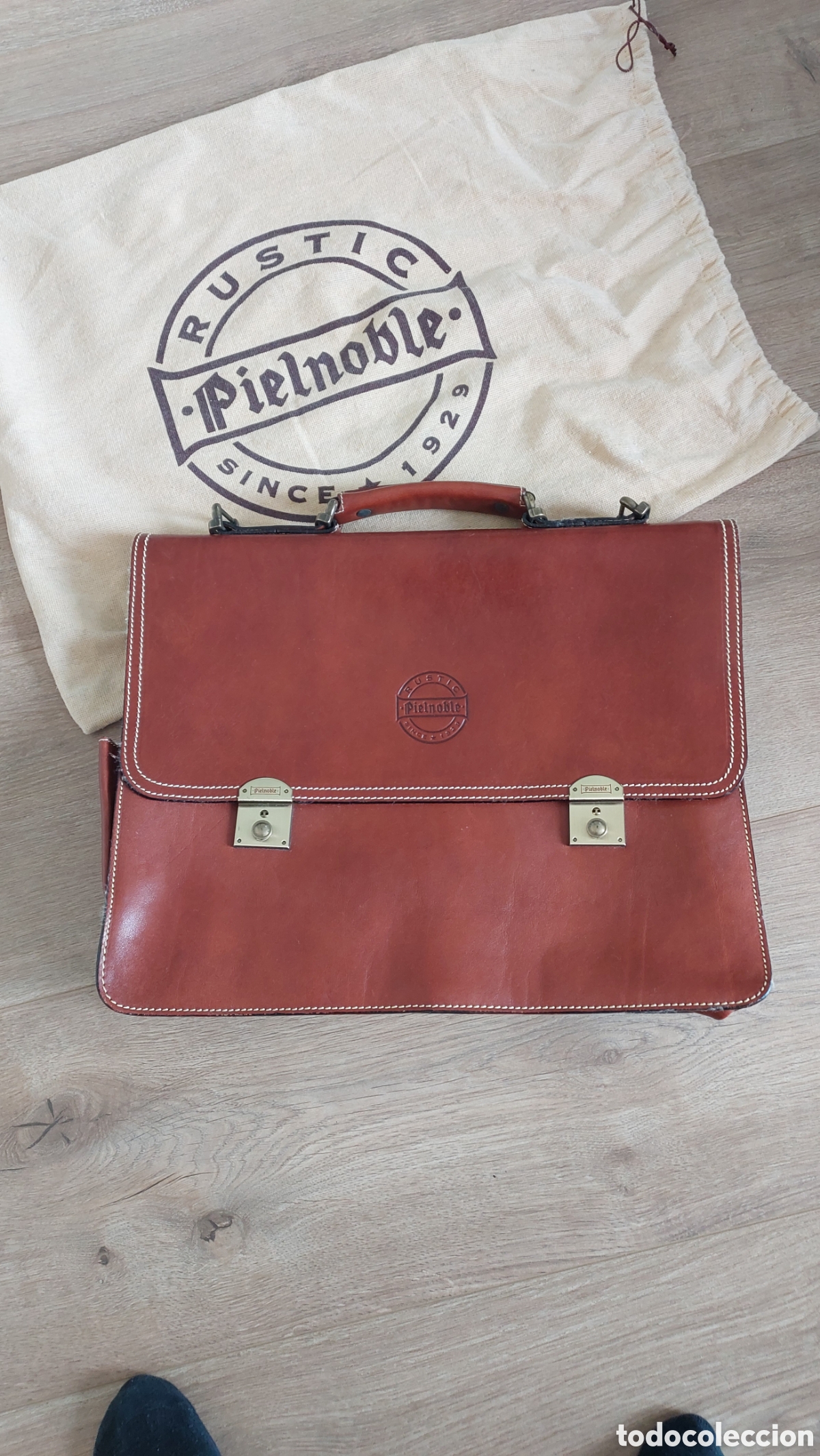 Vintage: Malet&iacute;n piel aut&eacute;ntica para estrenar