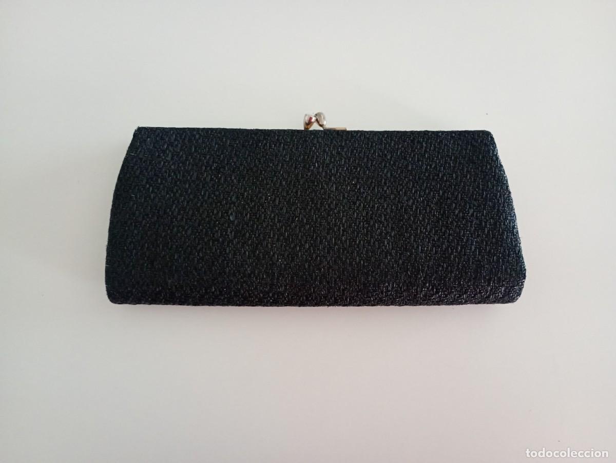 Vintage: Bolso de mano clutch vintage de fiesta negro en rafia cierre metalico