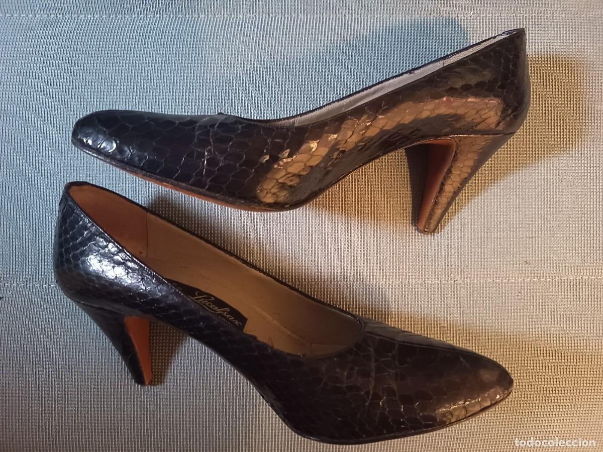 Vintage: Zapatos sal&oacute;n piel serpiente