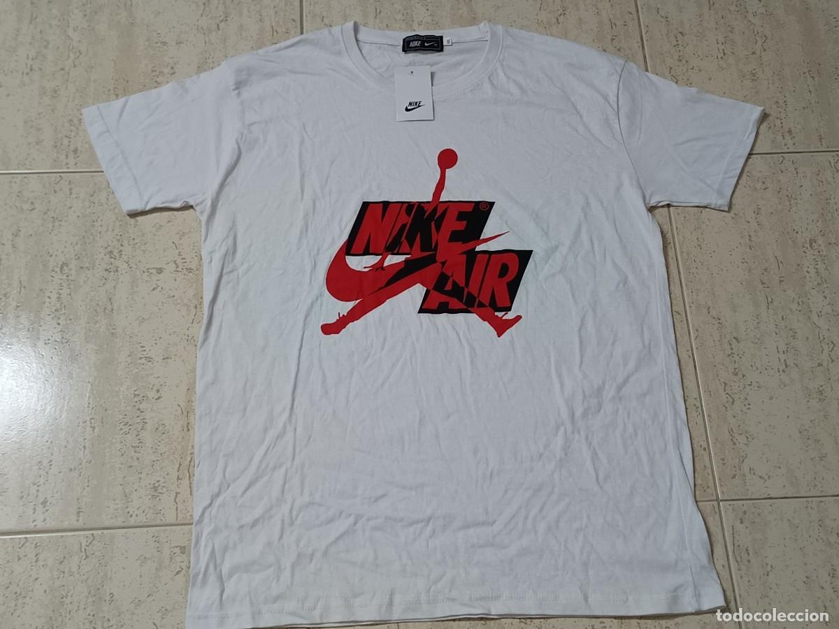 Vintage: CAMISETA NIKE. TALLA XXL (Nueva con etiquetas)