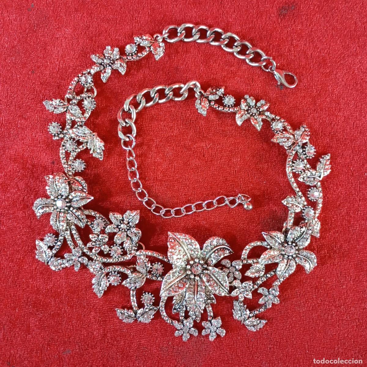 Vintage: COLLAR & AROS VINTAGE - ESTILO GARGANTILLA - DISE&Ntilde;O ASIM&Eacute;TRICO PLATINO - APLIQUES DE CRISTALES - 10