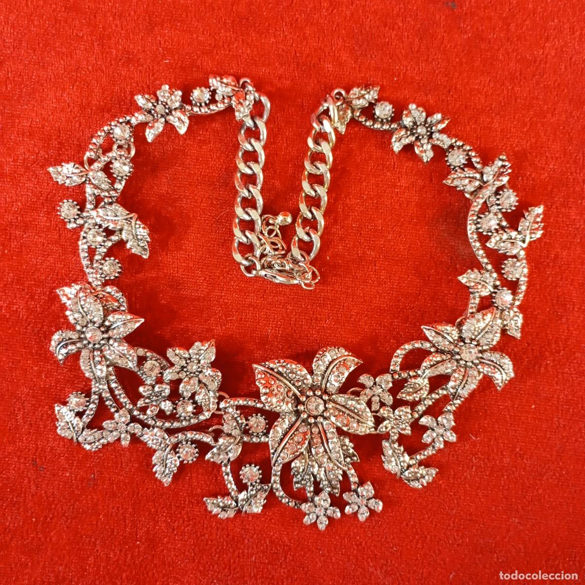 Vintage: COLLAR & AROS VINTAGE - ESTILO GARGANTILLA - DISE&Ntilde;O ASIM&Eacute;TRICO PLATINO - APLIQUES DE CRISTALES - 12