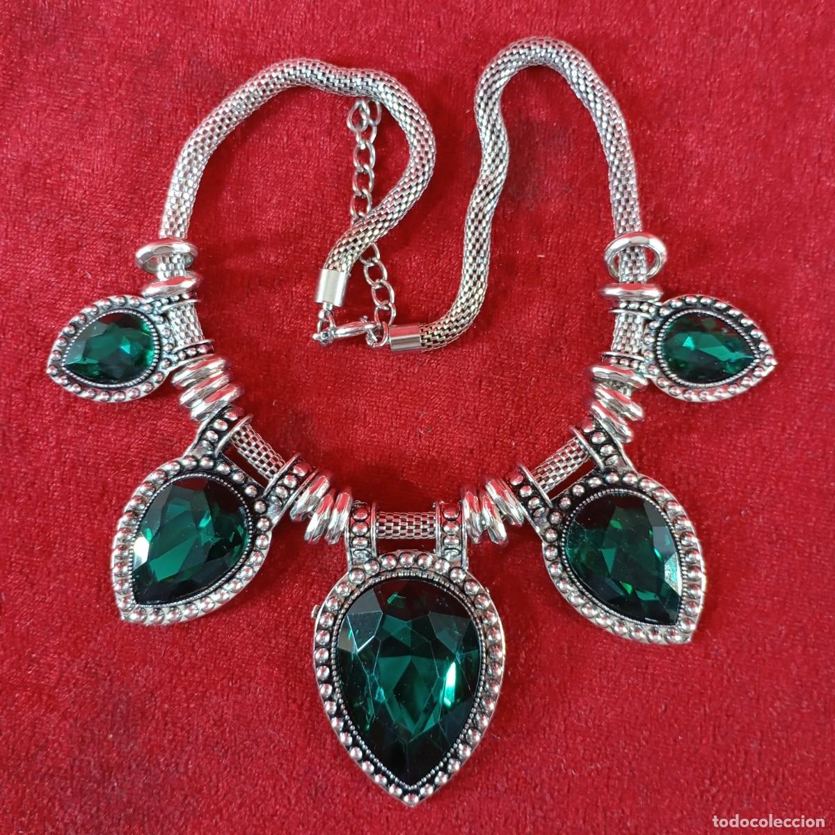 Vintage: COLLAR VINTAGE - ESTILO IMPERIAL - CRISTALES MORADOS EN CORTE LAGRIMA - COLOR ESMERALDA - 01