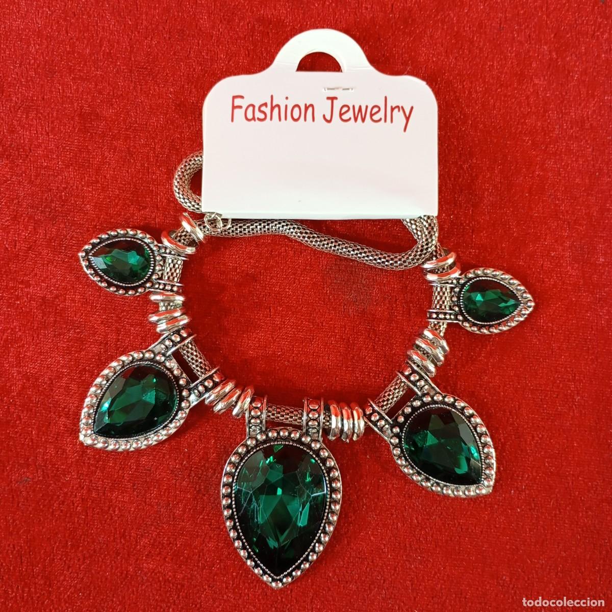 Vintage: COLLAR VINTAGE - ESTILO IMPERIAL - CRISTALES VERDES EN CORTE LAGRIMA - TALLA ESMERALDA - 11