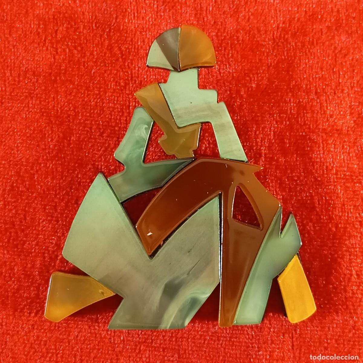 Vintage: BROCHE VINTAGE - DE FORMA GEOM&Eacute;TRICA - RESINA - ESTILO ART D&Eacute;CO - 55
