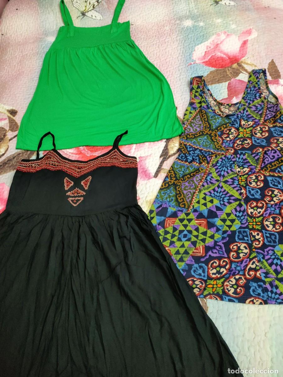 Vintage: 3 LOTE ROPA VESTIDOS. TALLA 42 HAC&Iacute;A ABAJO. M&Aacute;S REGALOS GRATIS