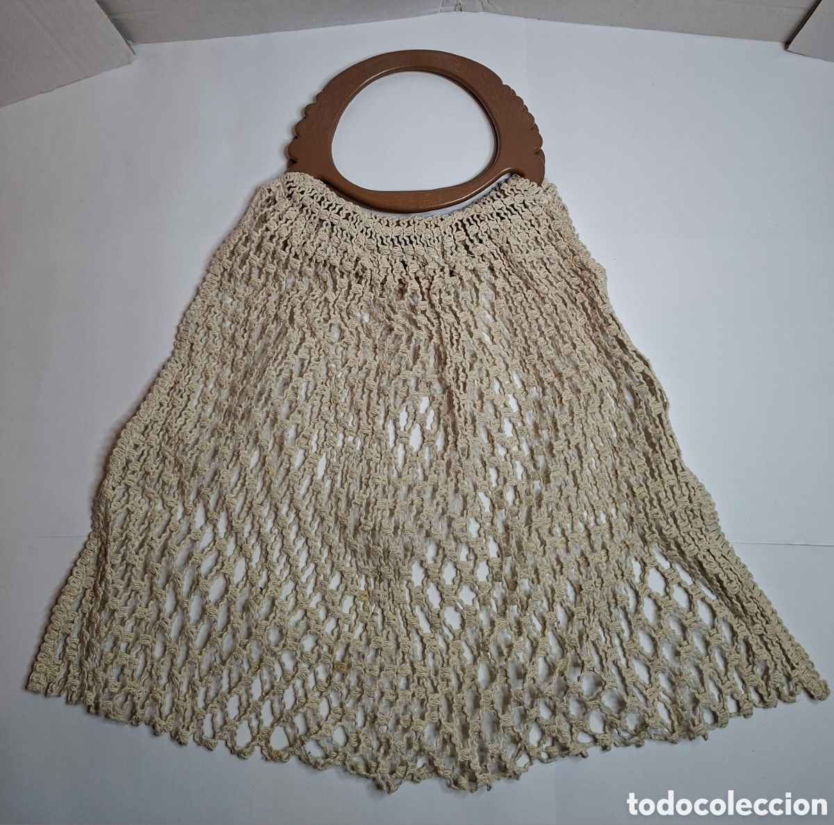 Vintage: BOLSA DE COMPRA. MALLA. RED. NUEVO. SIN ESTRENAR. A&Ntilde;OS 70. COLOR BEIG. RETRO.