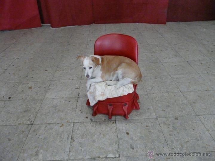 Vintage: SILL&Oacute;N ROJO - Foto 1